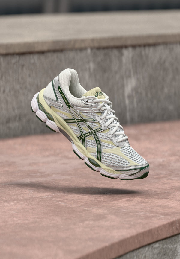 ASICS Gel-Cumulus 16 - White / Forest Night