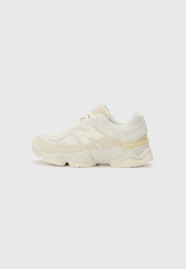 New Balance 9060 - Angora