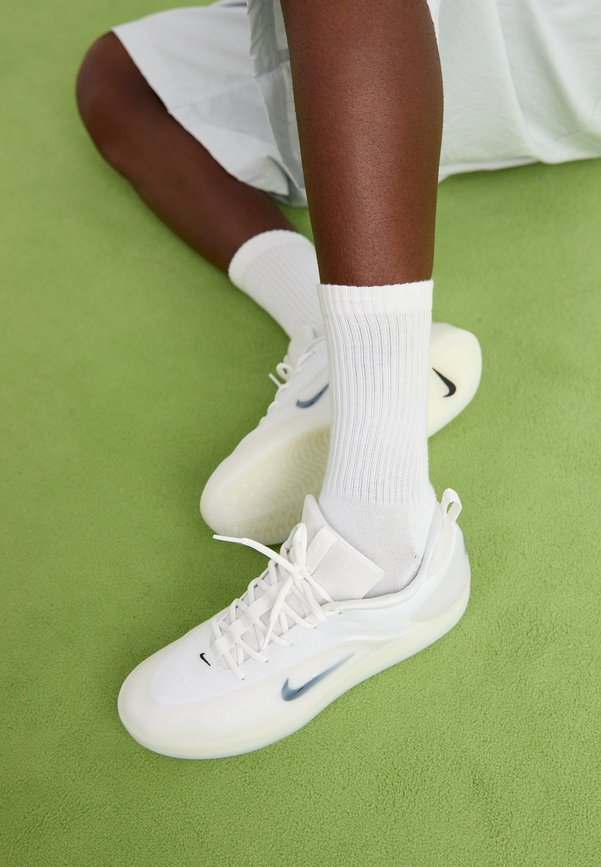 Nike SB Zoom Nyjah 4 - White / Black