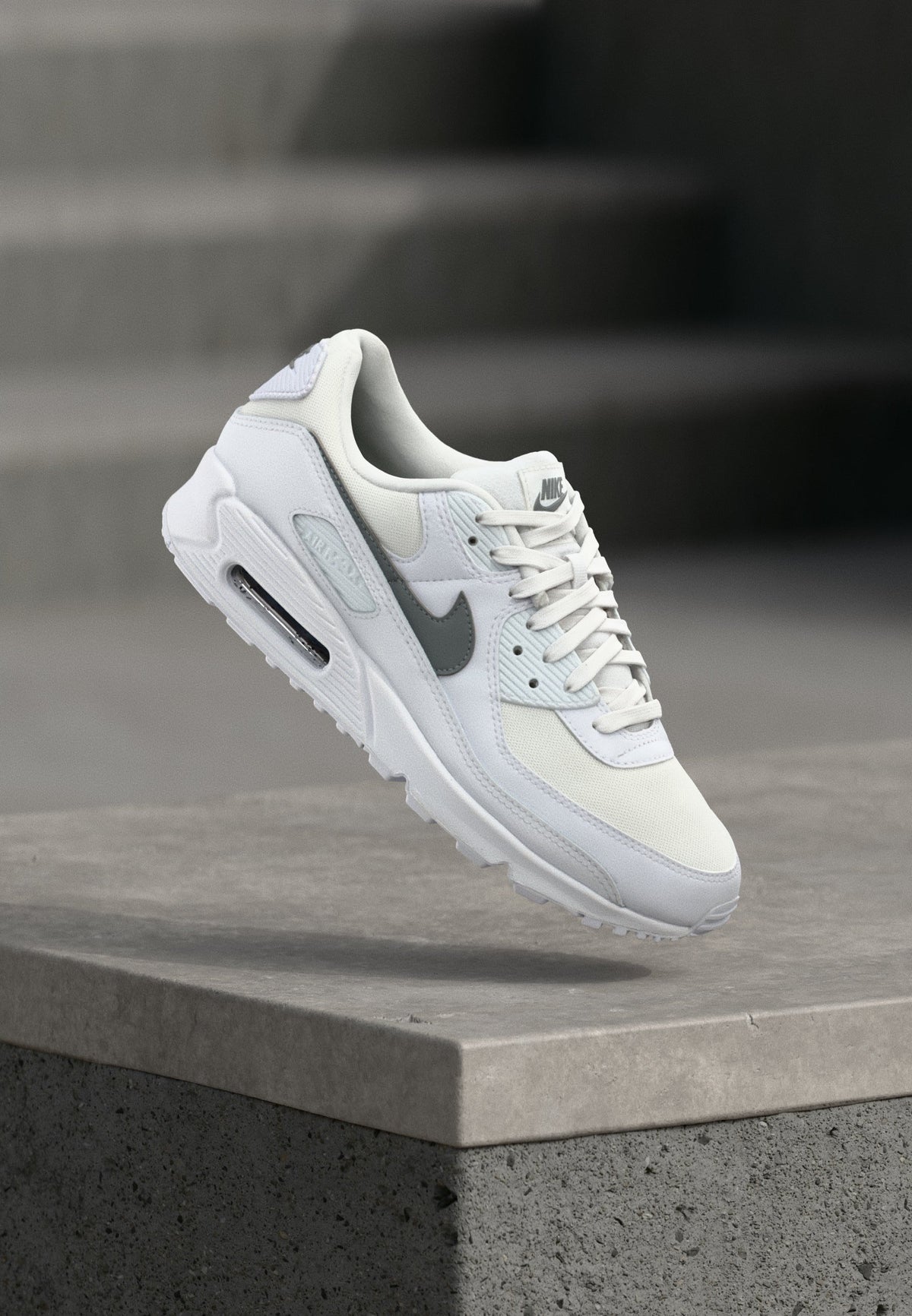 Nike Air Max 90 SE - White / Smoke Grey