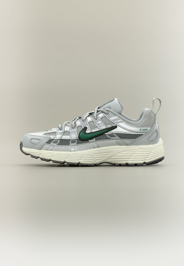 Nike P 6000 Lace - Grey Fog / Malachite / Metallic Silver-coloured / Sail / Pencil Point