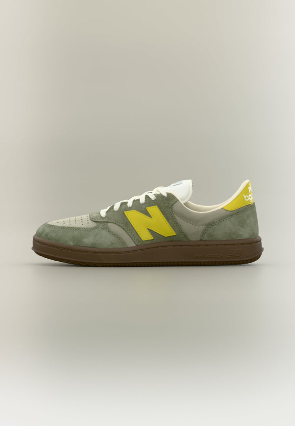 New Balance M500 - Dark Olivine / Gold-coloured