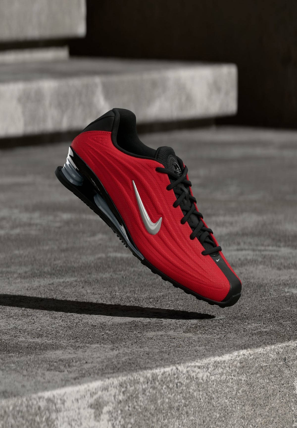 Nike Shox Z - Fire Red / Metallic Silver-coloured / Black / Flat Silver-coloured