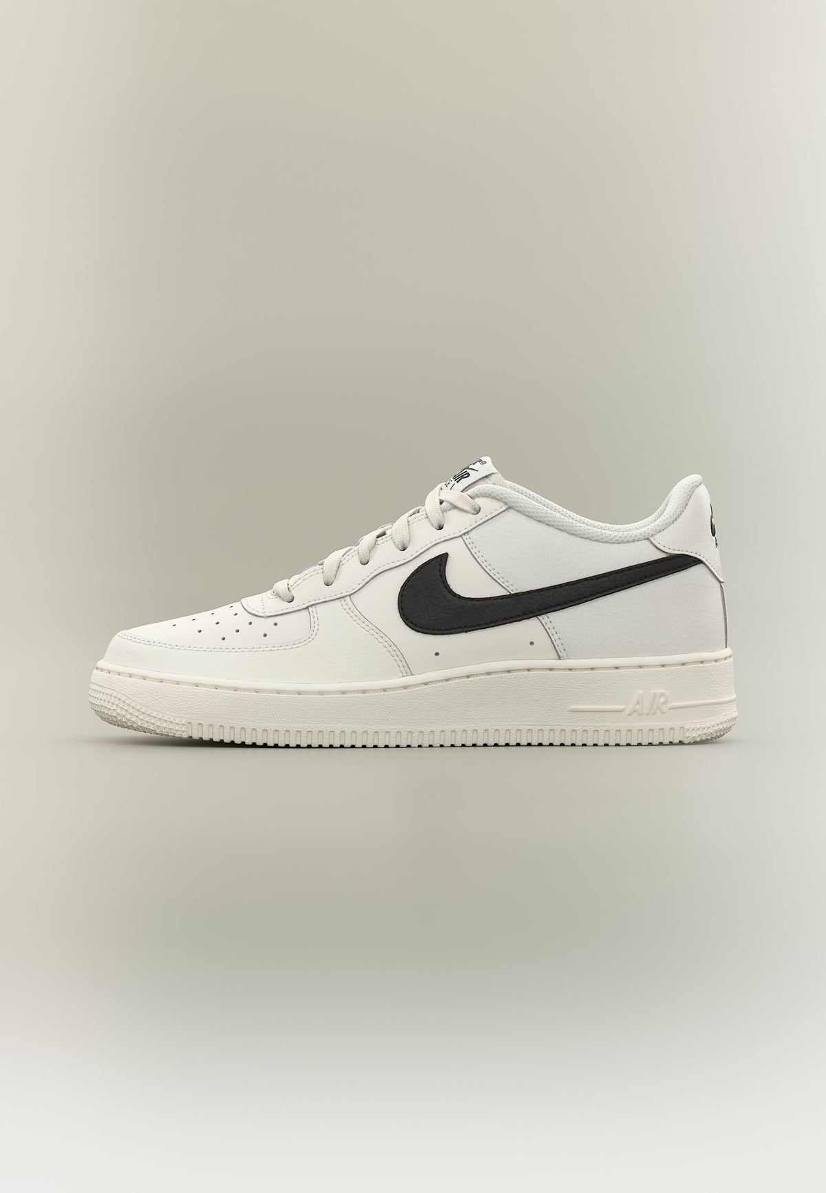 Nike Air Force 1 - Phantom / Black