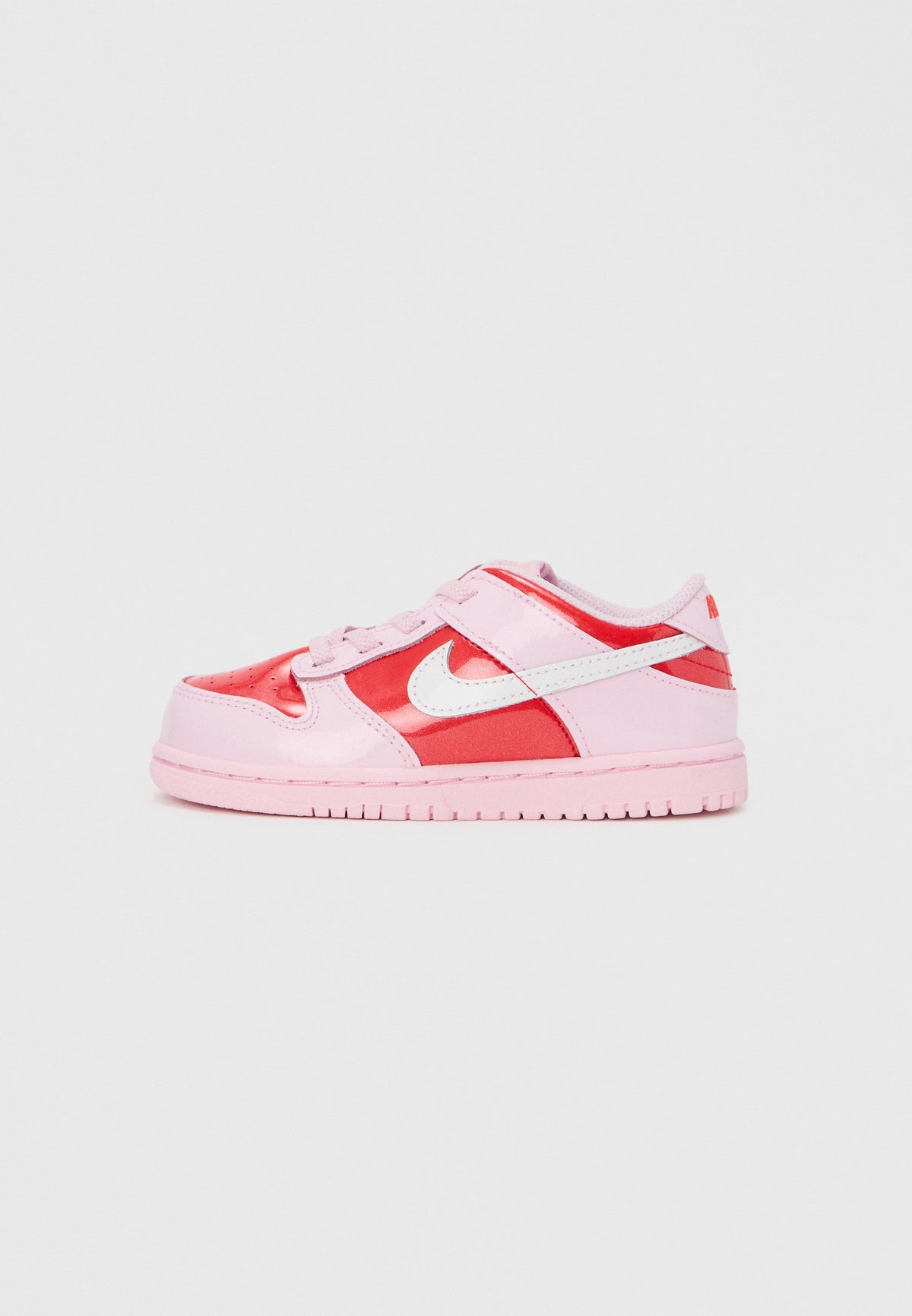 Nike Dunk Low - Pink Foam / Summit White / Light Crimson