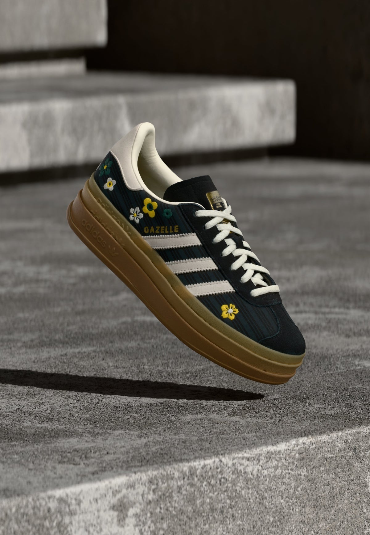 adidas Gazelle Bold W Liberty - Core Black / Off White / EQT Yellow