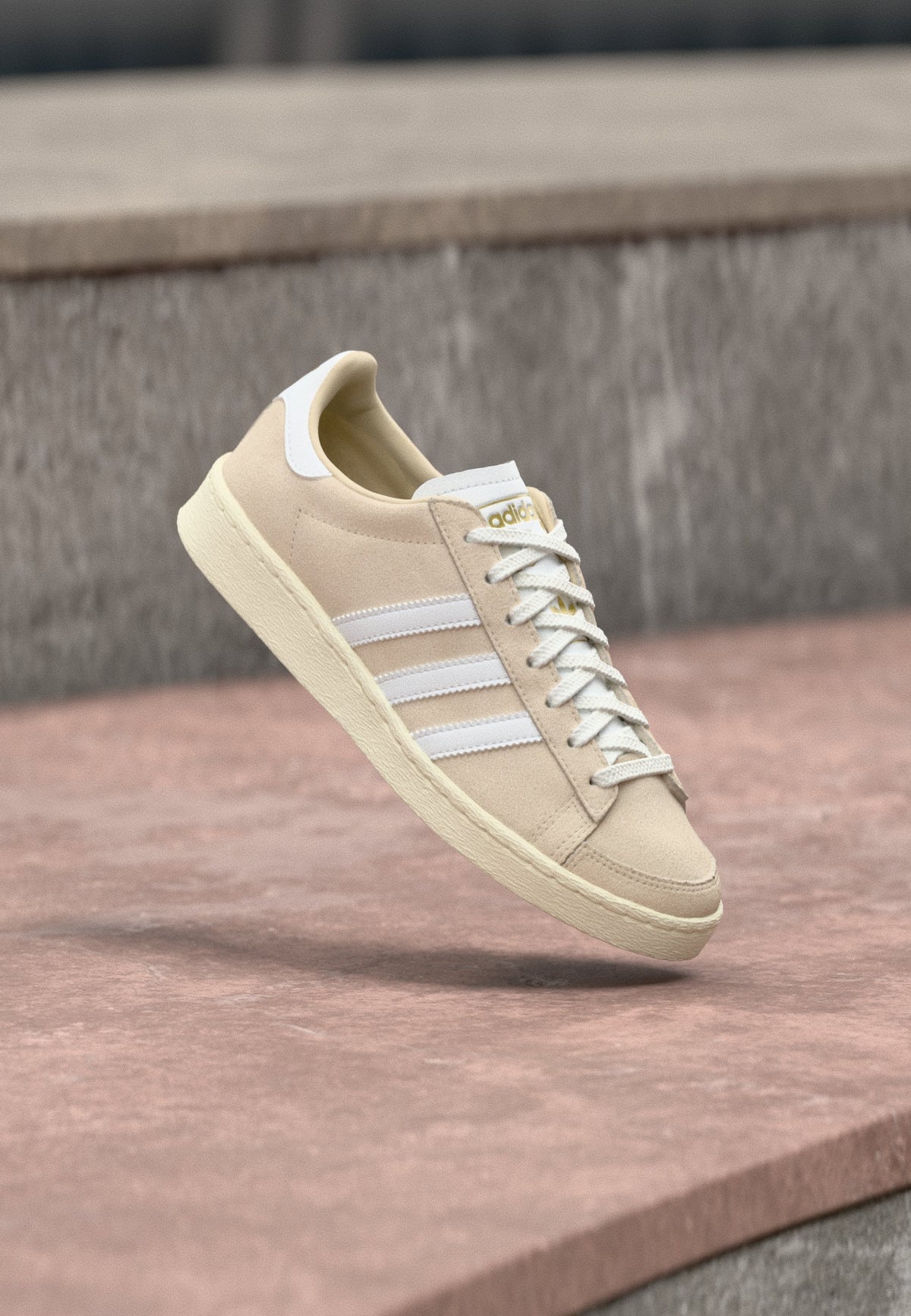 adidas Jabbar - Crystal Linen / Footwear White / Off White