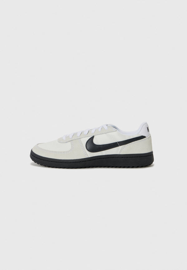 Nike Field General - Trainers