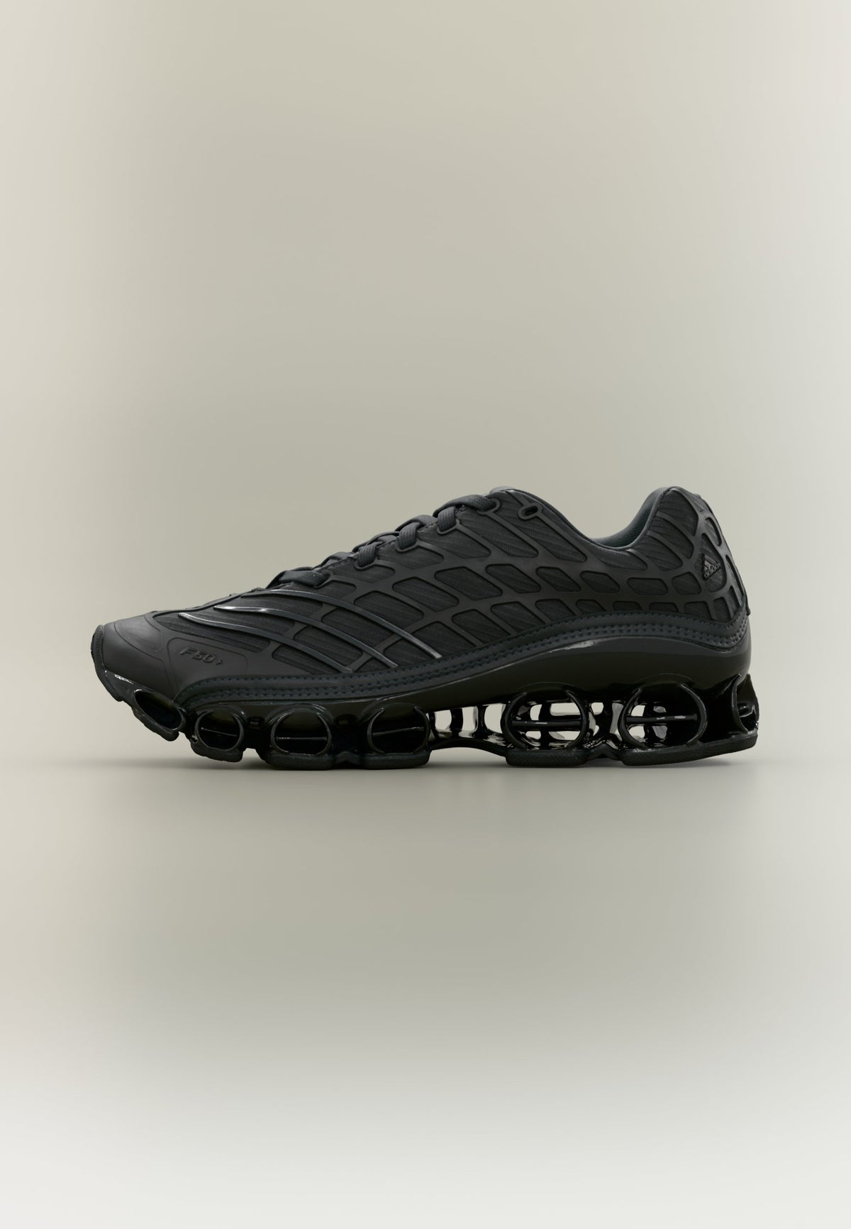 adidas Megaride F50 - Carbon / Core Black
