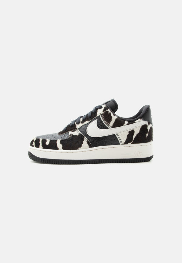 Nike Air Force 1 07 SE PRM - Black / Phantom