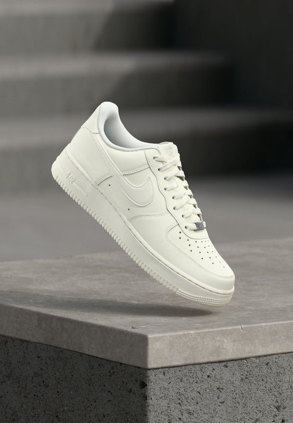 Nike Air Force Low - Sail