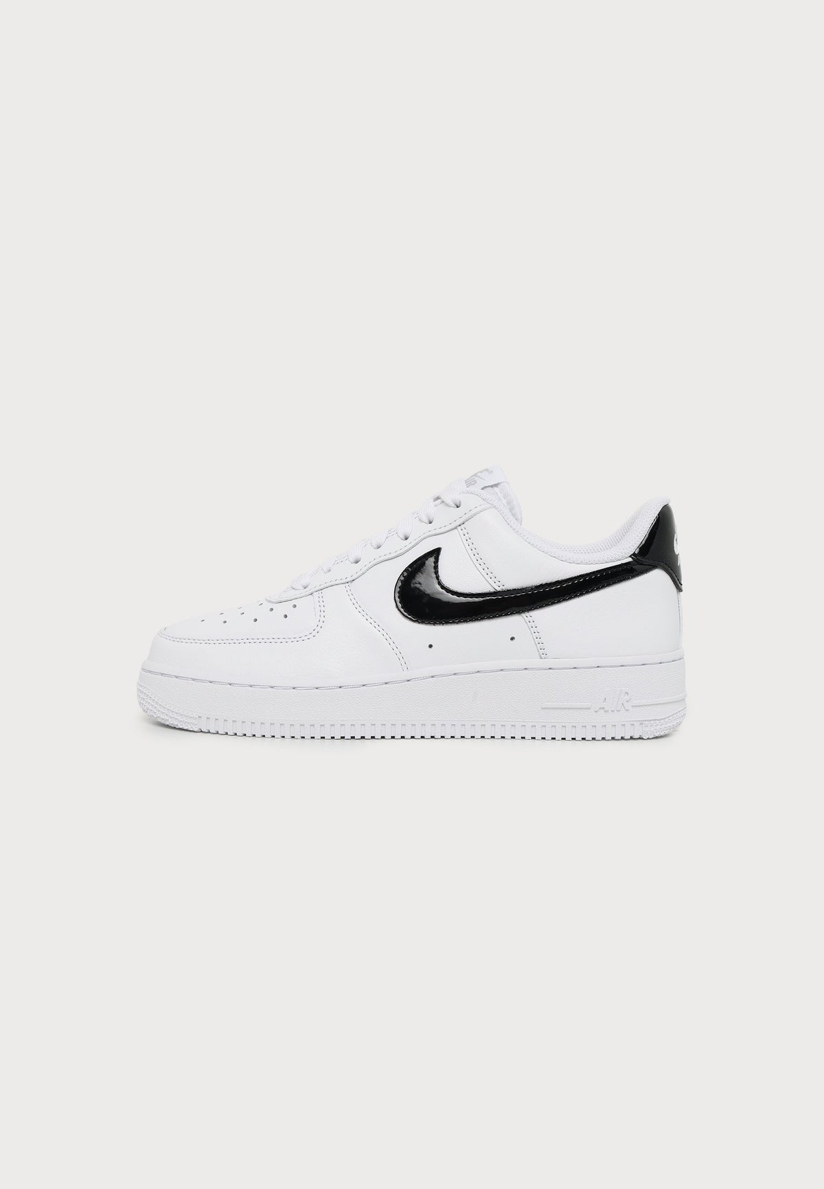 Nike Air Force Street - White / Black / Metallic Silver