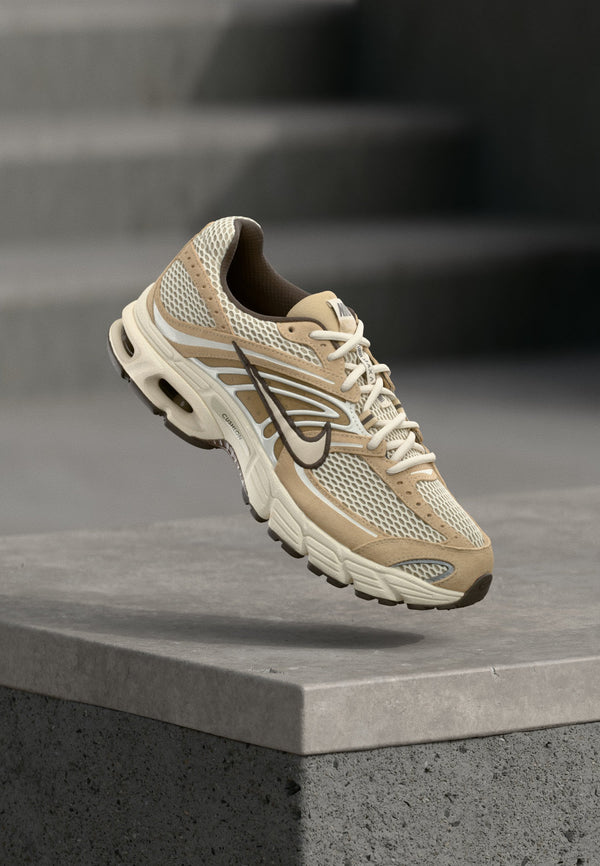 Nike Air Max Moto 2K - Light Orewood Brown / Baroque Brown / Chalk / Palomino