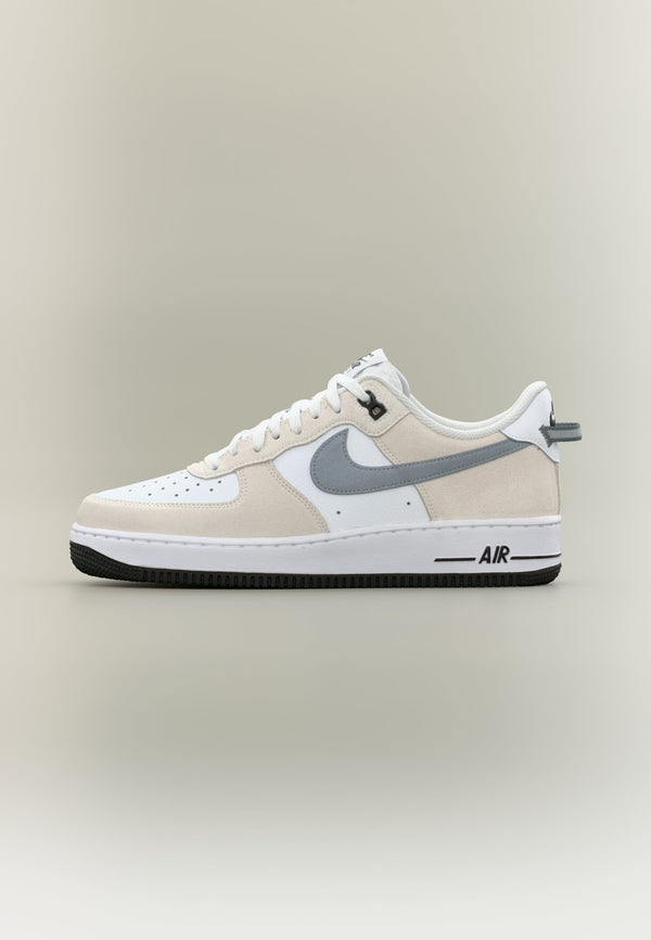 Nike Air Force 1 07 LV8 - White / Metallic Cool Grey / Black / Cool Grey / Summit White