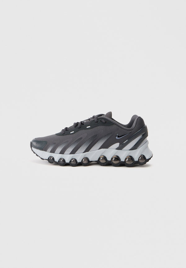 Nike Air Max DN8 - Trainers