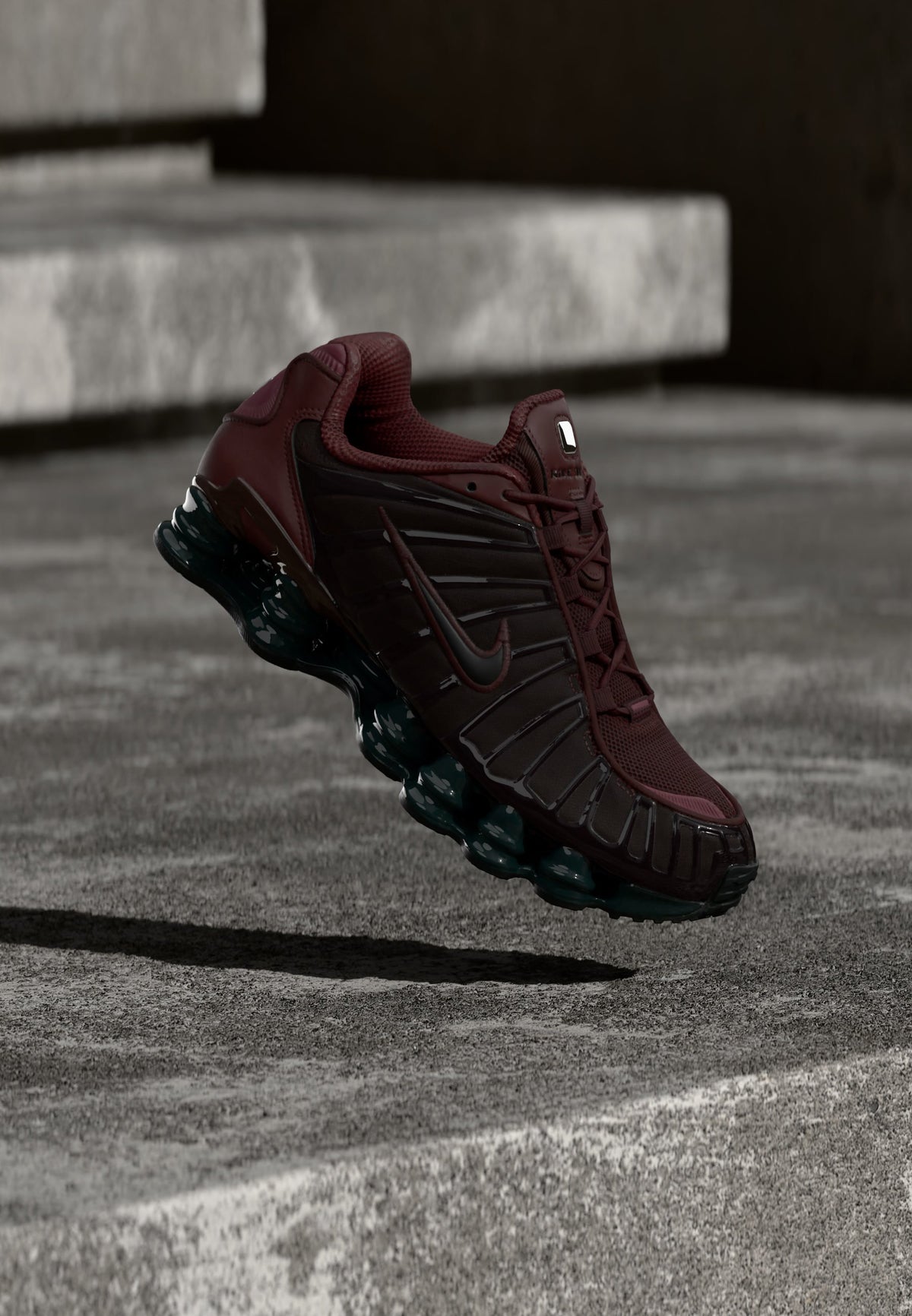 Nike Shox Tl SE Tech - Burgundy Crush / Black / Burgundy Ash / Off Noir