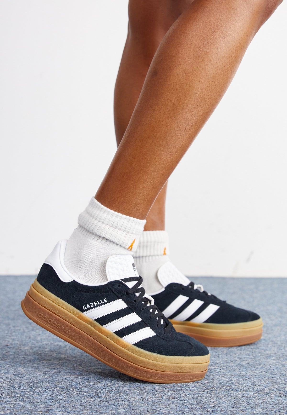 adidas Gazelle Bold - Core Black / Cloud White