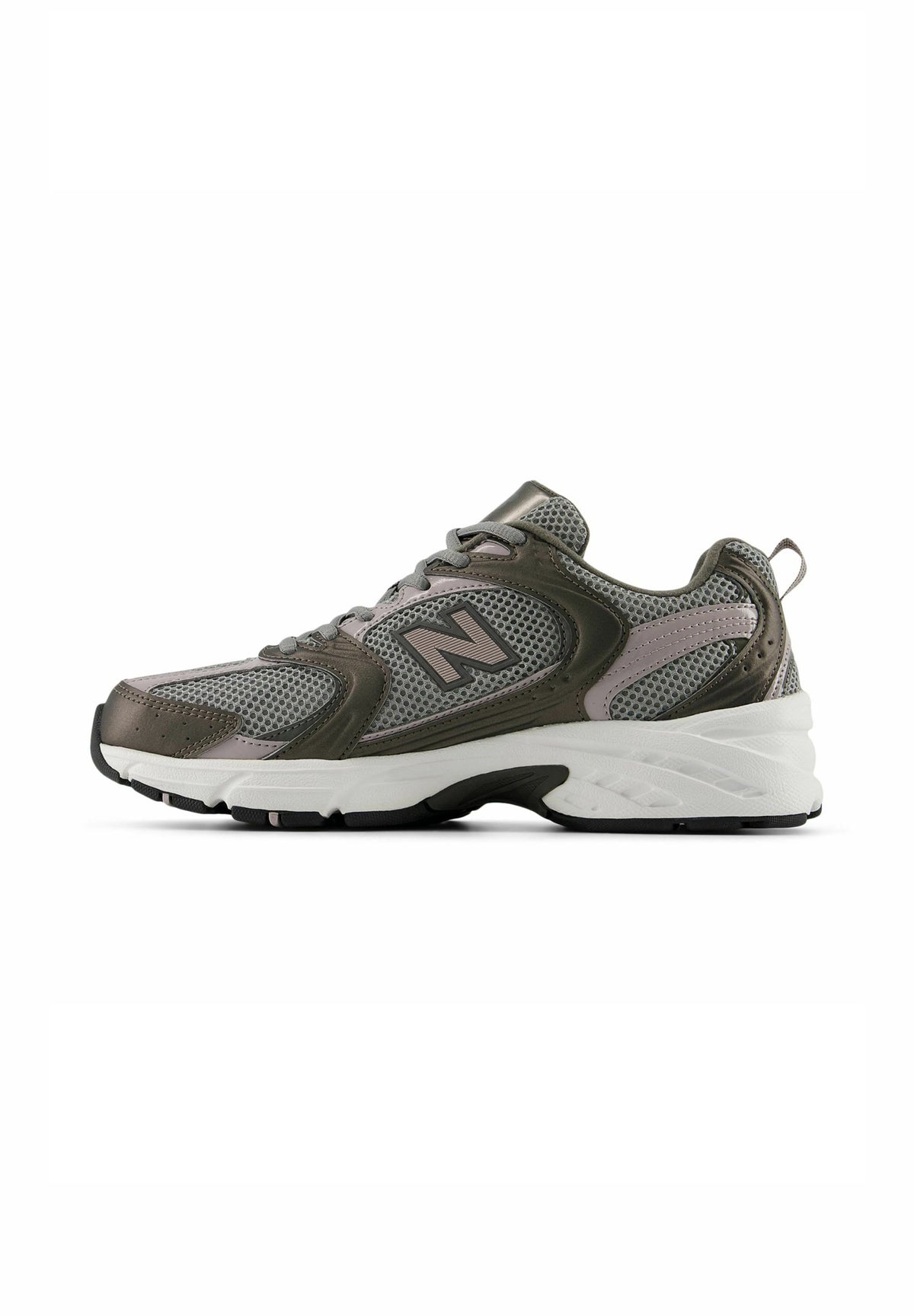 New Balance 530 - Black Metallic Truffle Salt
