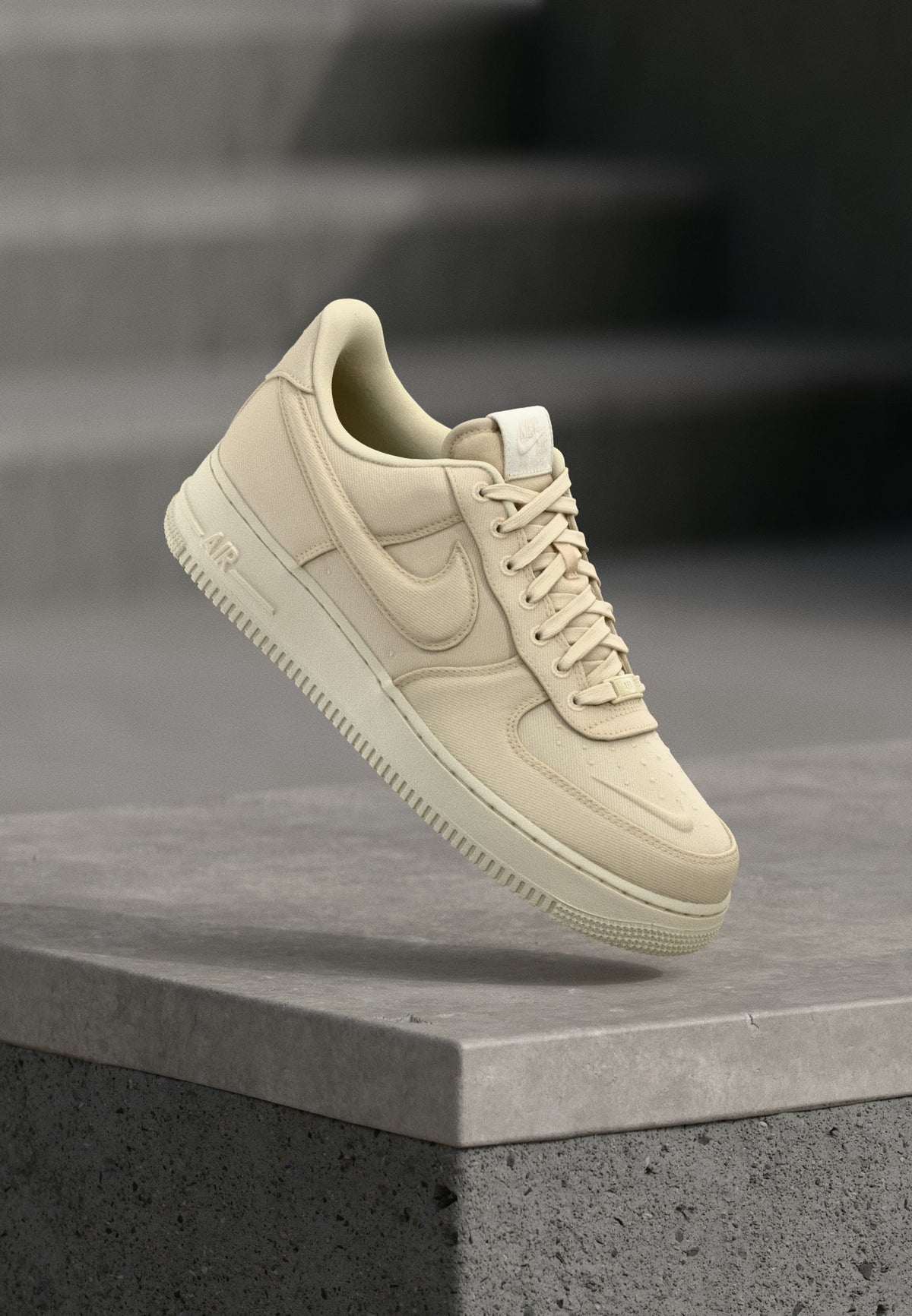 Nike Air Force 1 07 LV8 - Beach / Coconut Milk / Sail / Phantom