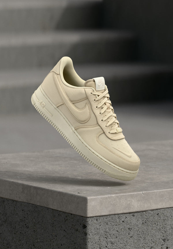 Nike Air Force 1 07 LV8 - Beach / Coconut Milk / Sail / Phantom