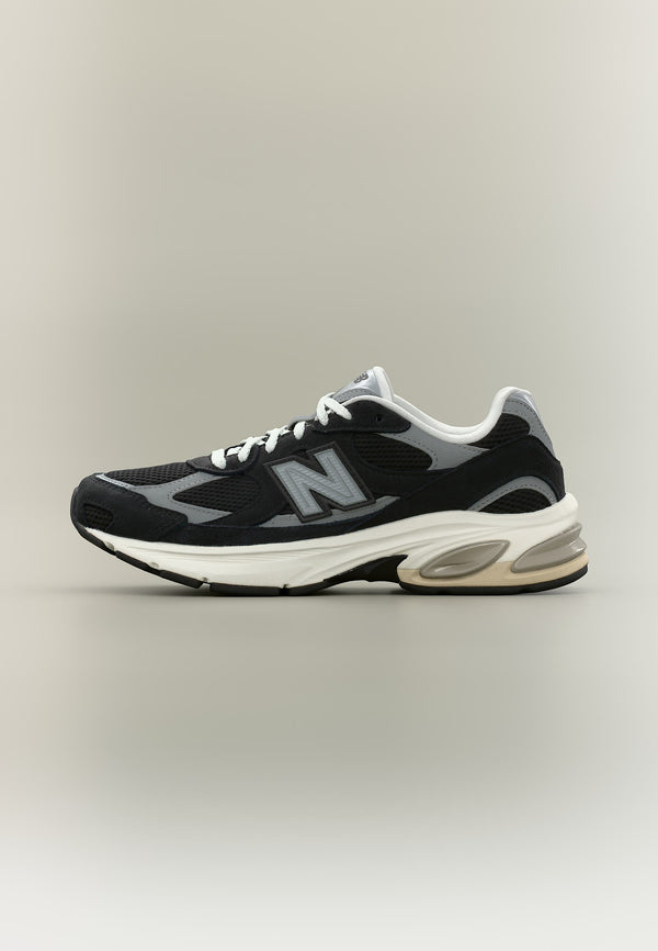 New Balance U2010 - Black / Shadow Grey / Sea Salt