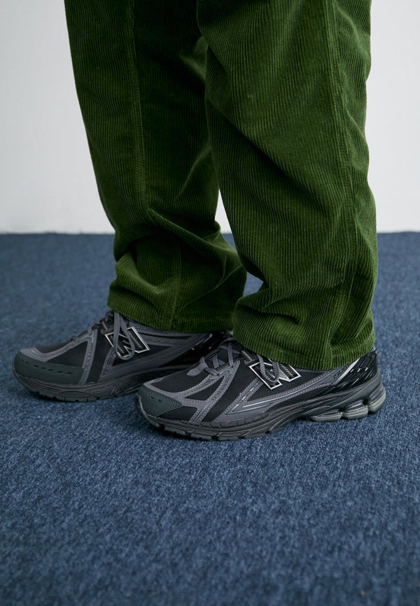 New Balance M1906 - Black