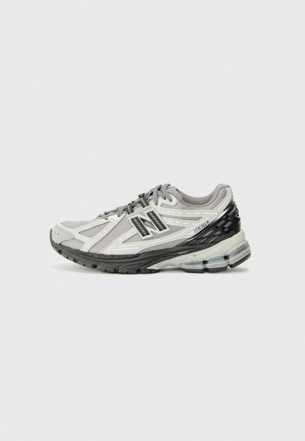New Balance M1906 - Grey