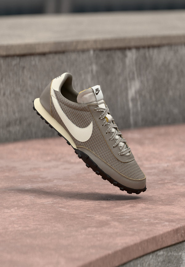 Nike Waffle Racer 26. SE - Moon Fossil / Sail / Shadow Brown / Coconut Milk / Black