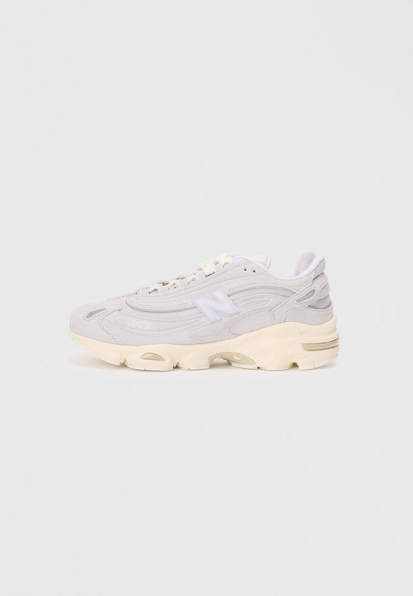 New Balance 1000 - Pearl Grey