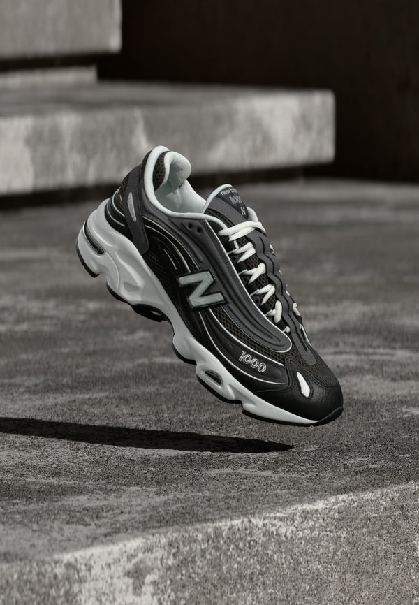 New Balance U1000 - Black / Faded Black