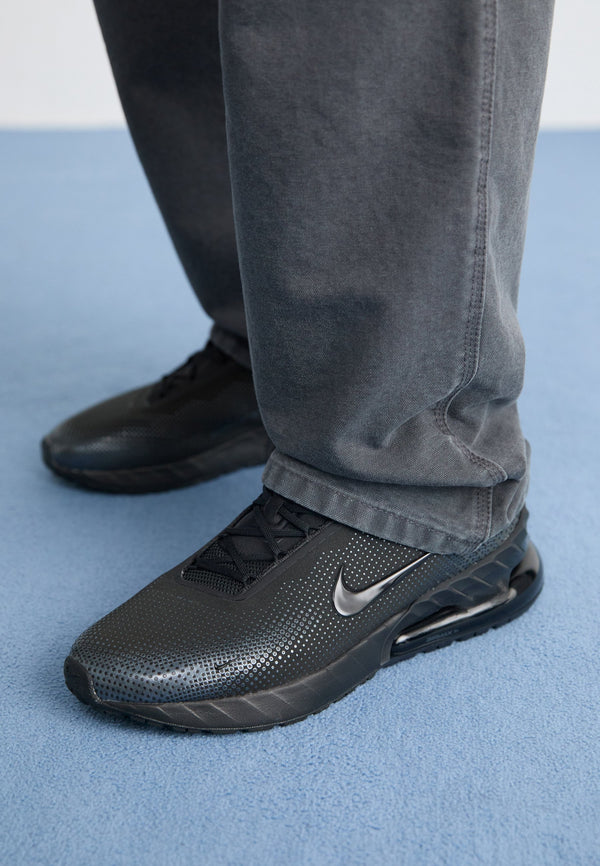 Nike Air Max Phoenix - Black / Grey