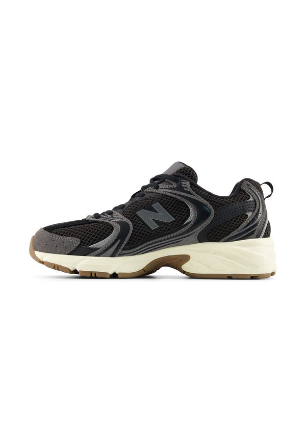 New Balance 530 - Black / Castlerock