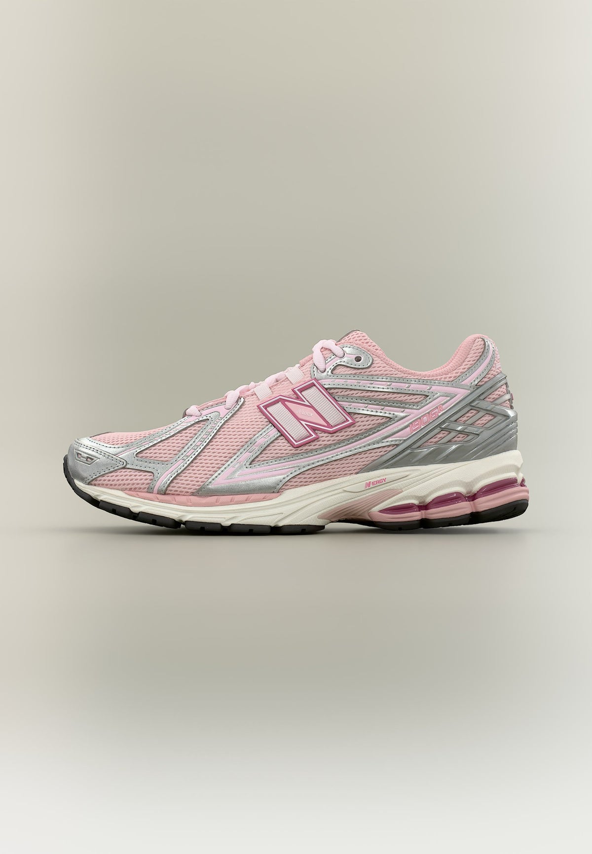 New Balance U1906 - Pink Chalk / Silver-coloured Metallic