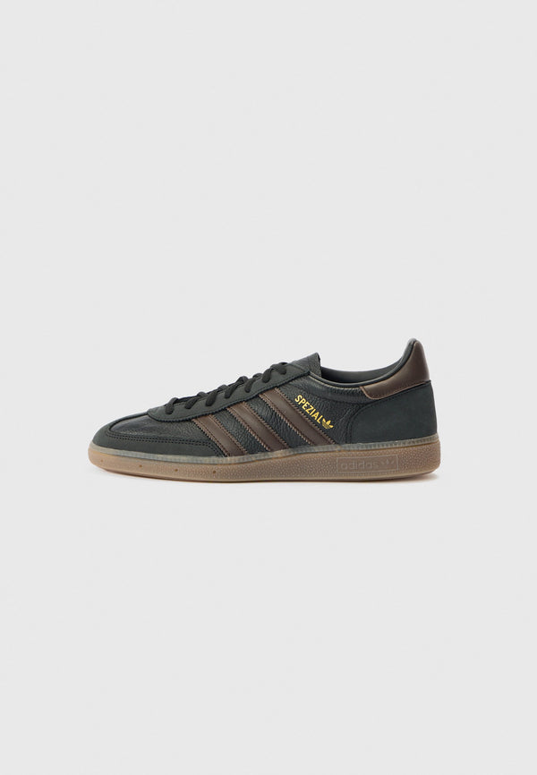 adidas Handball Spezial - Core Black / Dark Brown / Gum