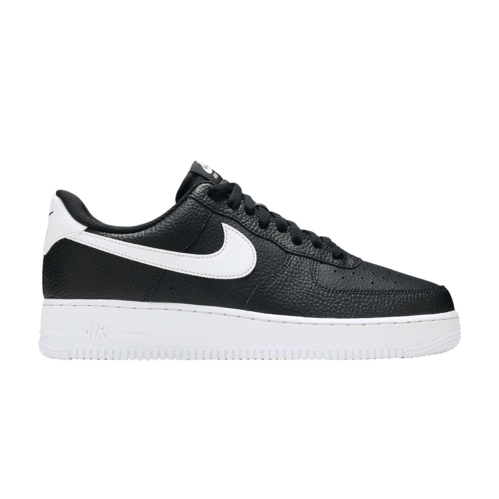 Nike Air Force 1 07 - Black / White