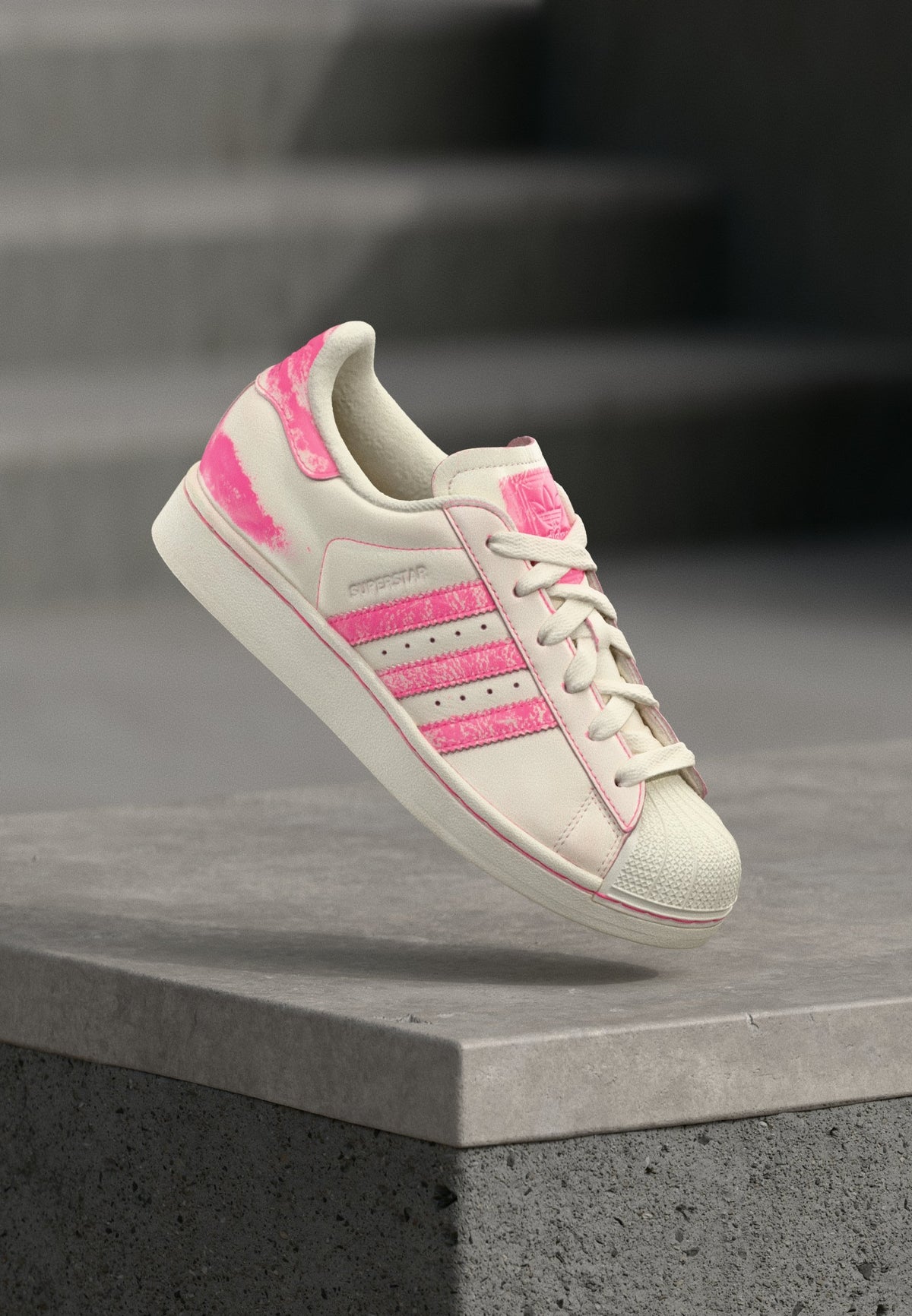 adidas Superstar II - Off White / Lucid Pink