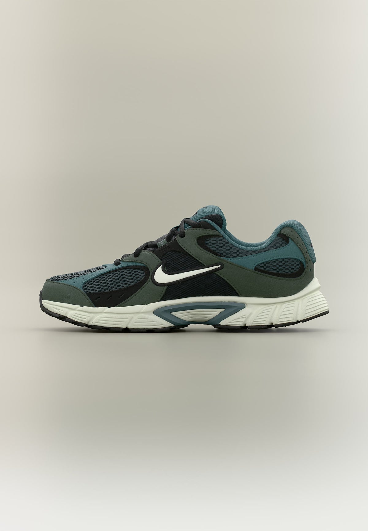 Nike Sportswear Trainers - Black / Spruce Aura / Mineral Slate / Mineral Spruce