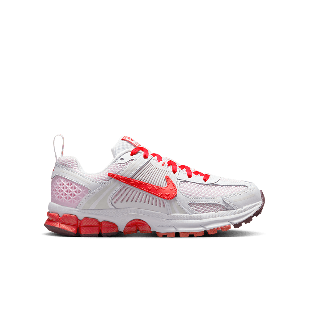 Nike Zoom Vomero 5 Valentine's Day