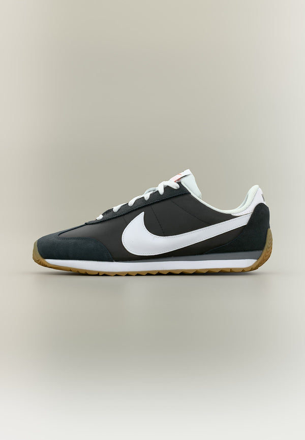 Nike Pacific - Black / White / Iron Grey / Light Brown / Total Orange