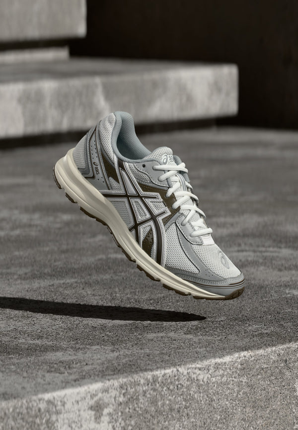 ASICS Jog 100S - White / Black Coffee