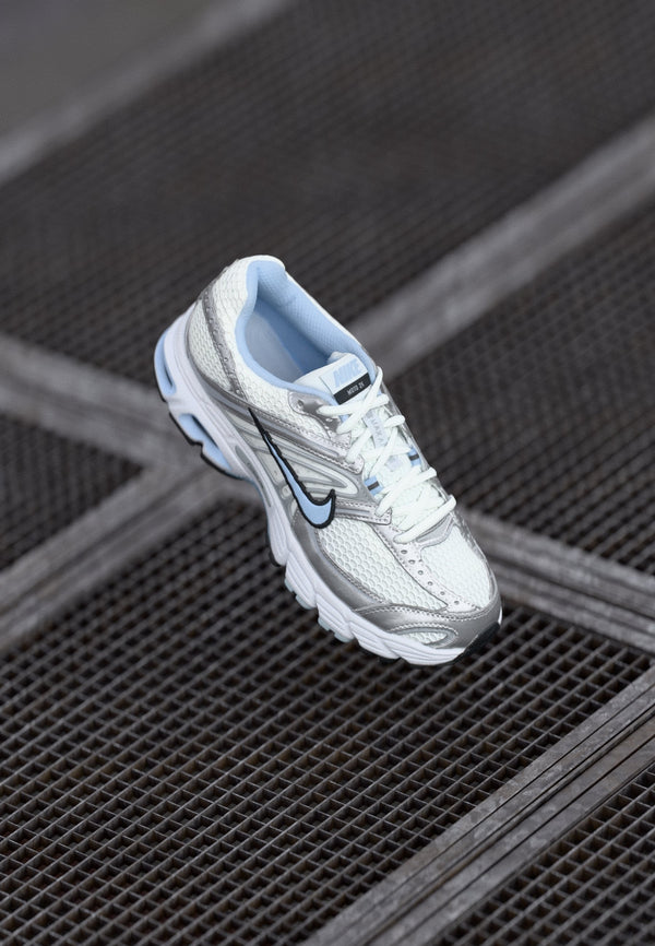 Nike Air Max Moto 2K - White / Hydrogen Blue / Metallic Silver-coloured / Black / Flat Silver-coloured