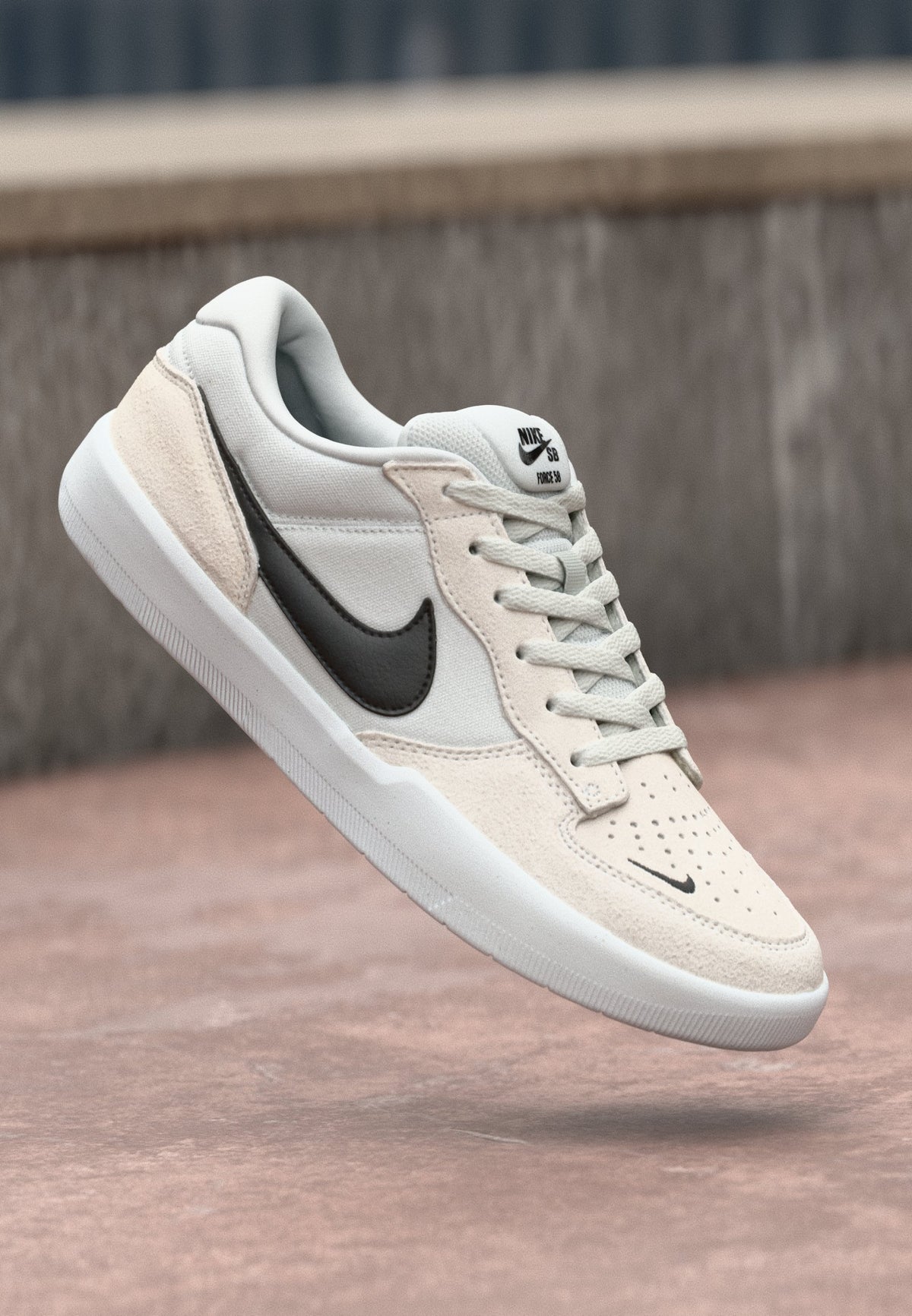 Nike SB Force 58 - Photon Dust / Black / White