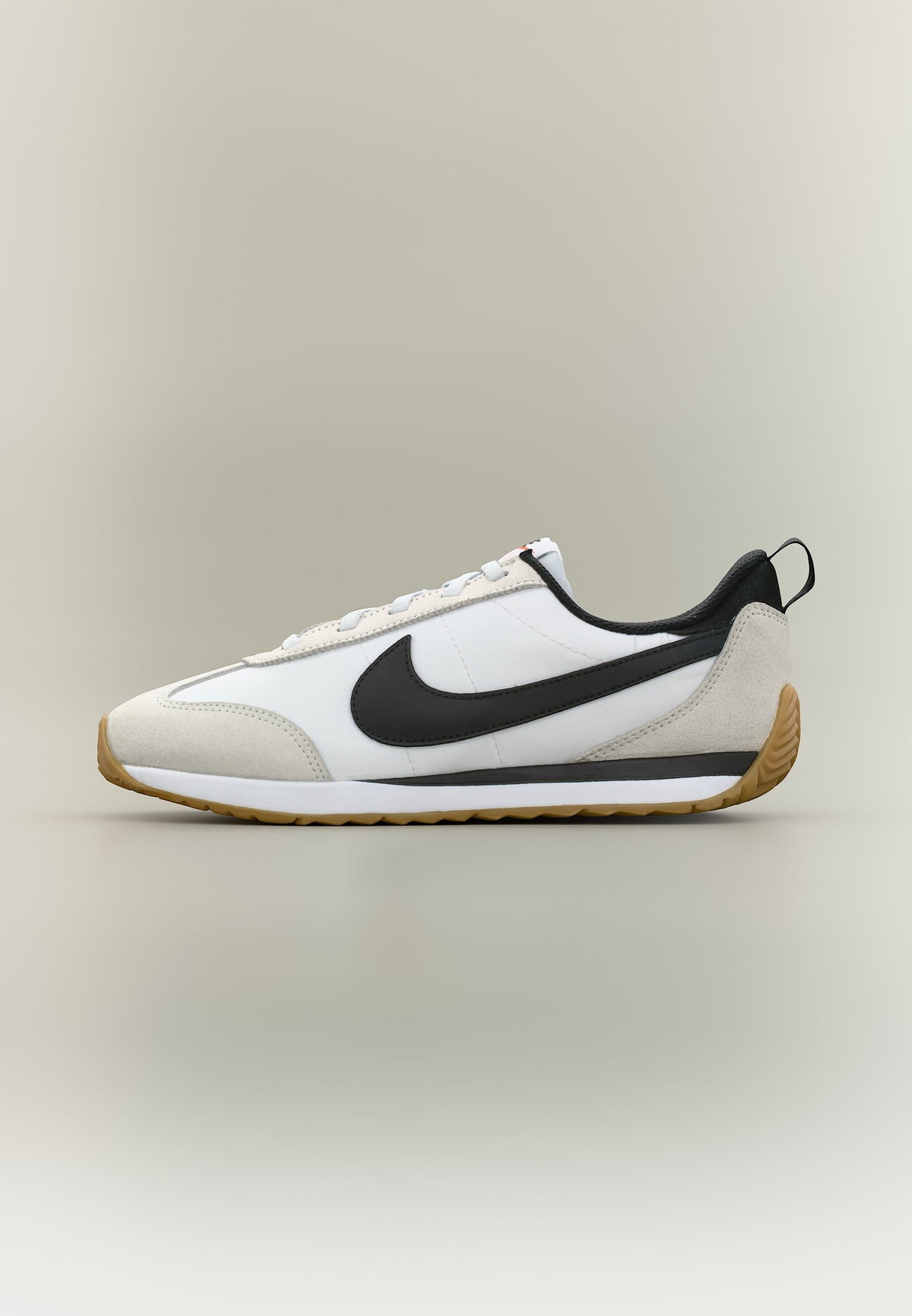 Nike Pacific - White / Black / Platinum-coloured Tint / Light Brown / Total Orange