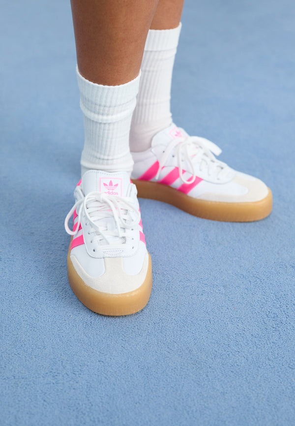 adidas Sambae W - White / Off White / Lucid Pink