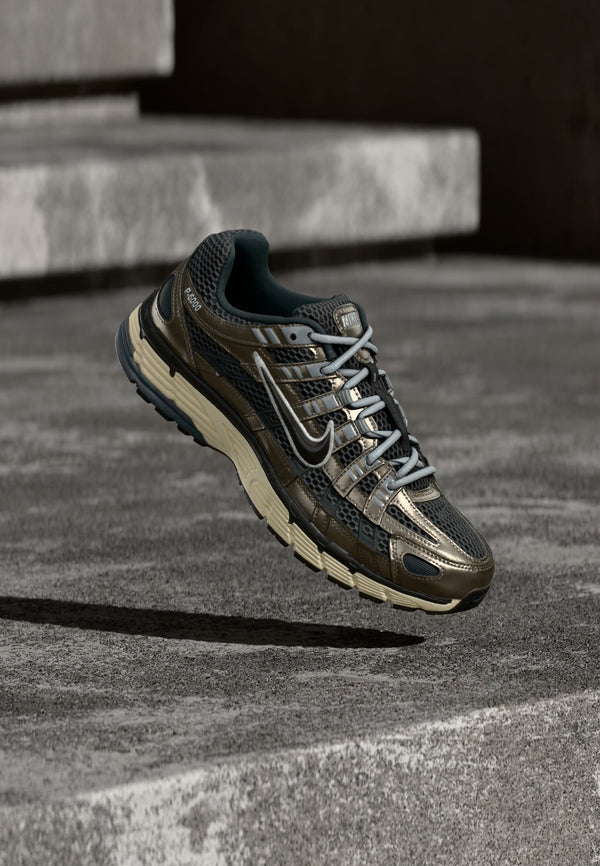 Nike P 6000 SE - Anthracite / Black / Metallic Pewter / Smoke Grey / Light Smoke Grey / Pale Ivory