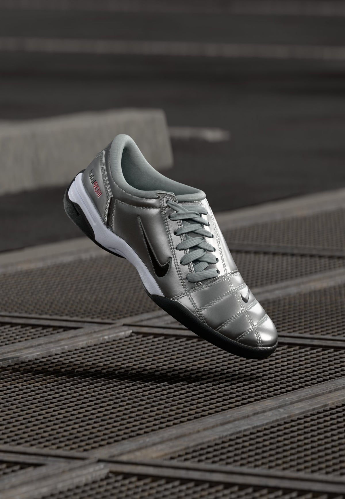 Nike T90 - Metallic Silver-coloured / Black / University Red / White