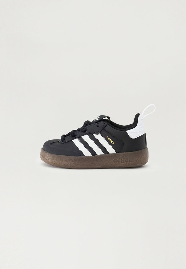 adidas Adifom Samba 360 - Core Black / White / Gum
