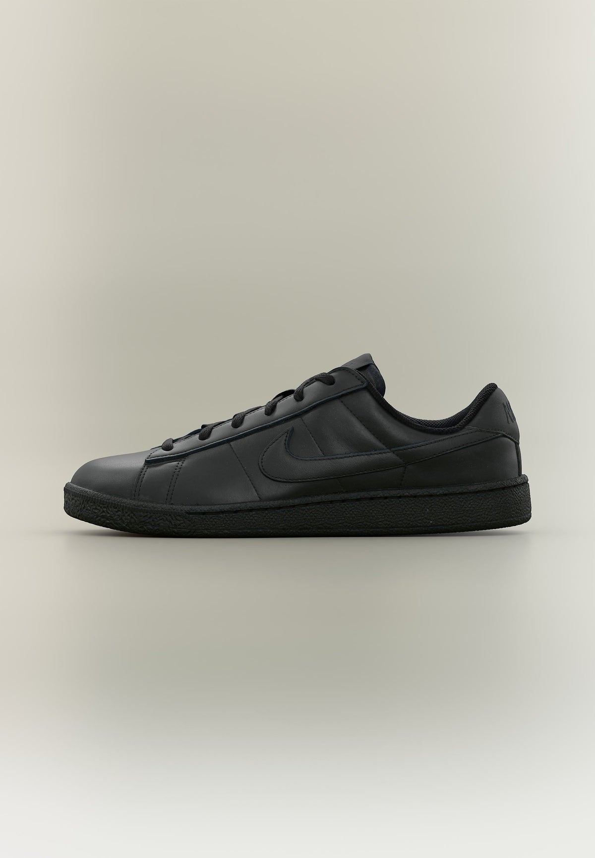 Nike Tennis Classic - Black