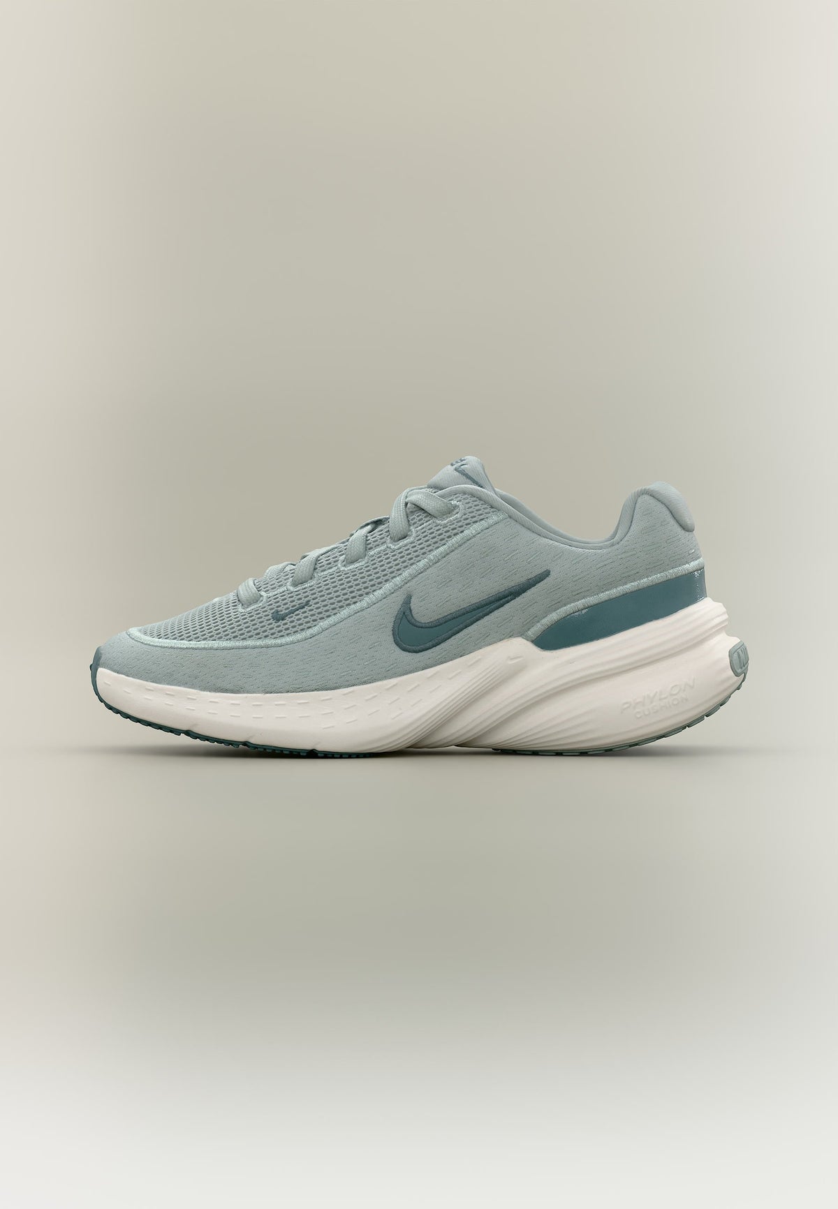 Nike Uplift - Light Pumice / Mineral Slate / Phantom