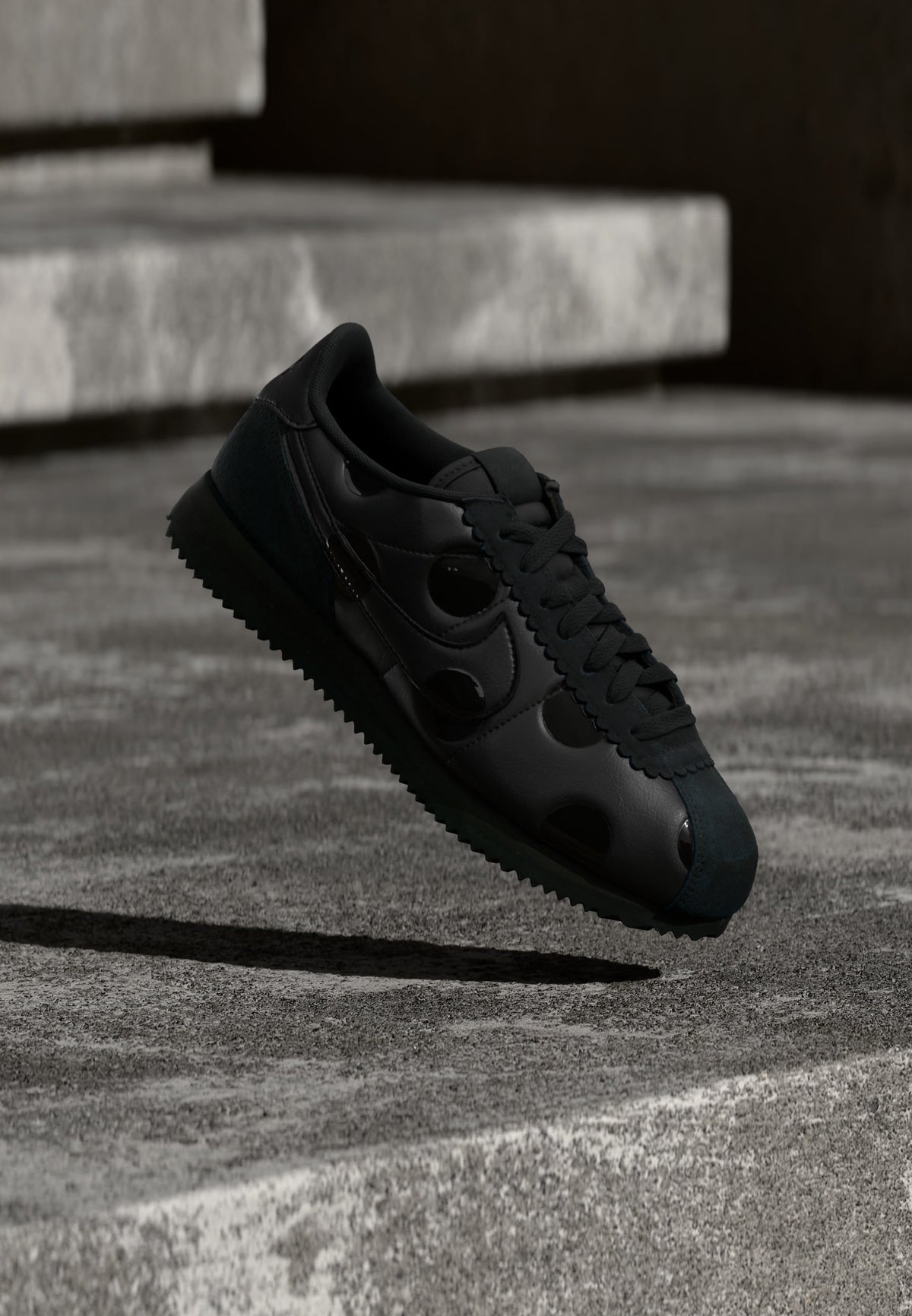 Nike Cortez Dot - Black
